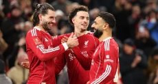 محمد صلاح يتألق في فوز ليفربول ضد برايتون