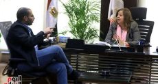 مى عبد الحميد رئيس صندوق الاسكان الاجتماعى مع الزميل احمد حسن