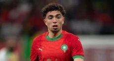 نائل العيناوي لاعب منتخب المغرب وروما الايطالي