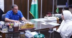 مدير مديرية الطب البيطري بالجيزة ومحررة اليوم السابع