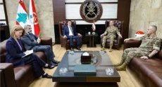 قائد الجيش اللبناني العماد رودولف هيكل وكيل الأمين العام للأمم المتحدة