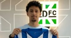 عمر ياسر لاعب ألافيس
