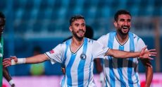 لاعبو بيراميدز خلال الاحتفال بأحد الأهداف