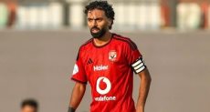 حسين الشحات لاعب فريق الأهلى