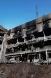 حرق مبنى مستشفى فى غزة على يد قوات الاحتلال