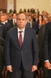 وزيرا العمل والرياضة