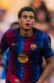 حمزة عبد الكريم لاعب برشلونة